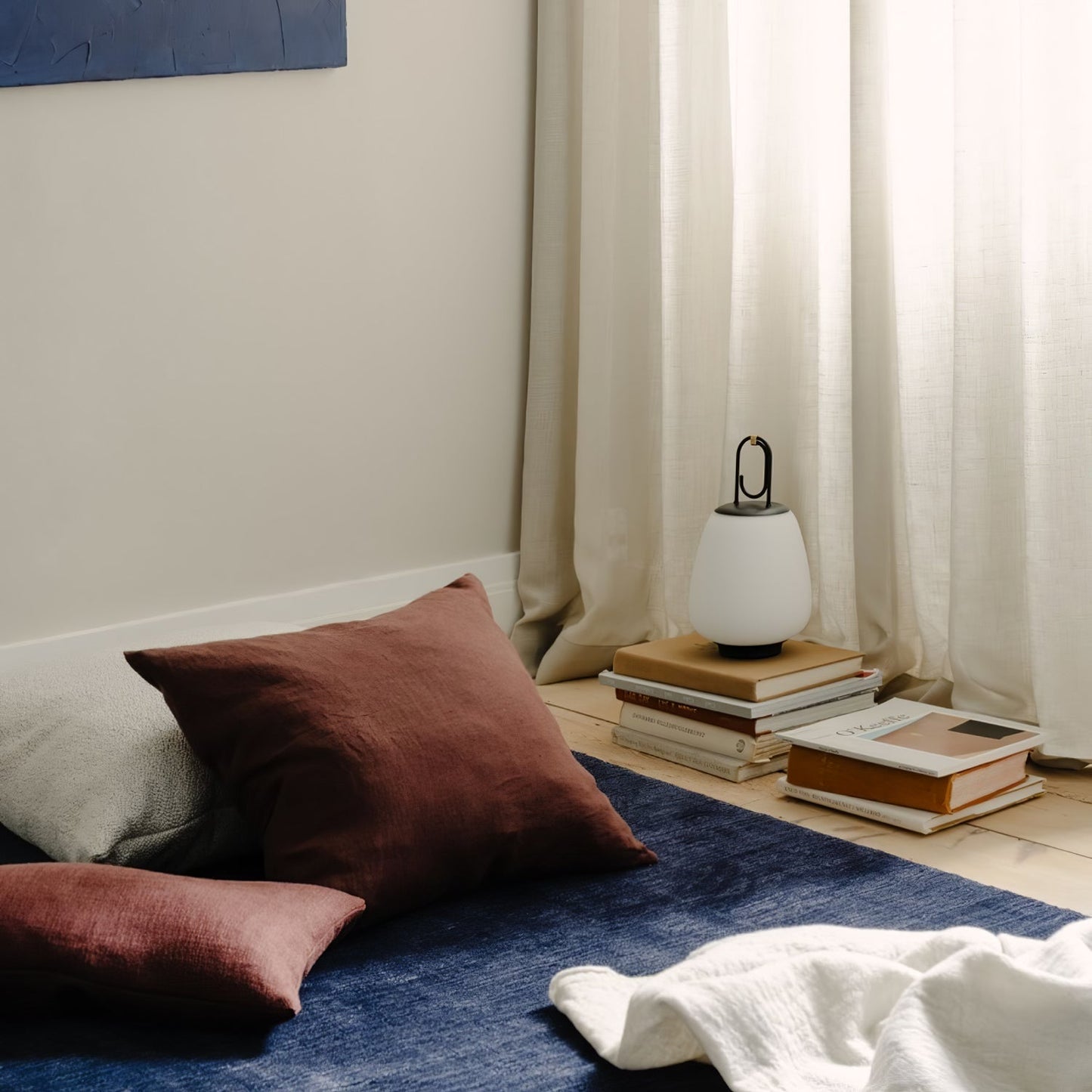 Portable Tischlampe mit USB-Aufladung – Elegantes skandinavisches Design und dimmbares Licht