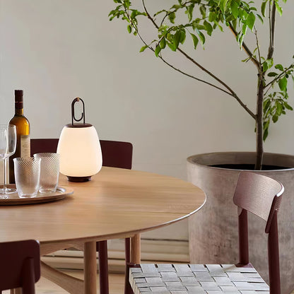 Portable Tischlampe mit USB-Aufladung – Elegantes skandinavisches Design und dimmbares Licht