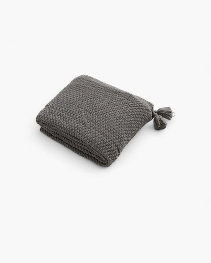 Rêve Maison – Luxuriöse Strickdecke mit subtilen Fransen Details