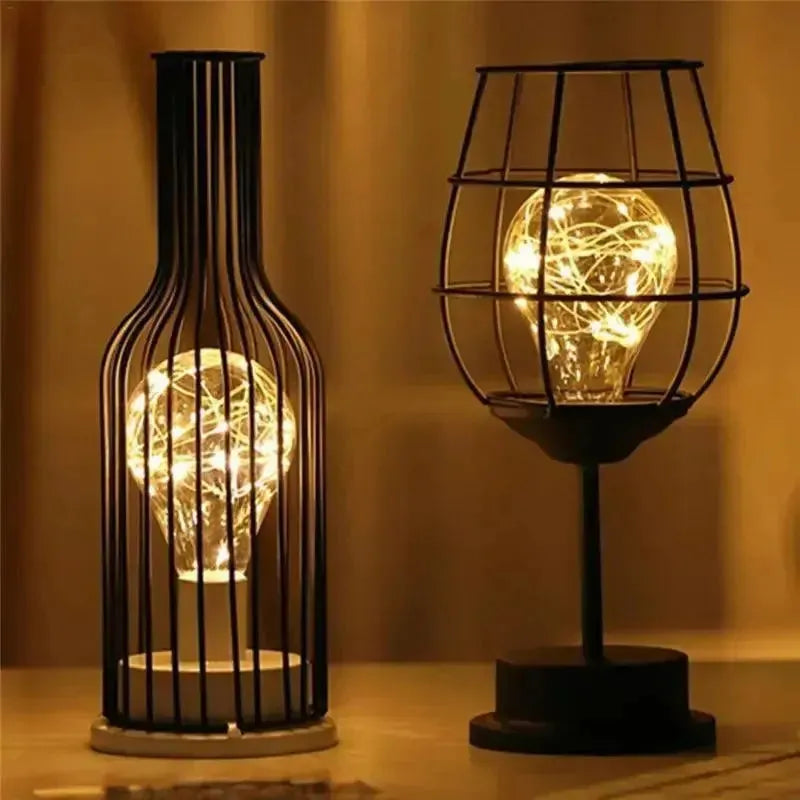 Retro LED Tischlampe – Augenfreundliche Beleuchtung für Schreibtisch oder Nachttisch, Klassisches Design, Energiesparend, Kompakte Größe