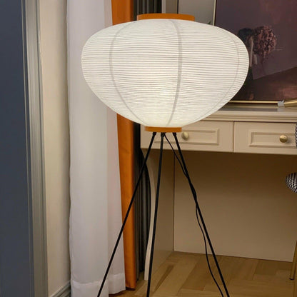 Garduru Reispapier Stehlampe | Minimalistisches Design | Warmweißes LED-Licht | Nachhaltige Deko für Zuhause