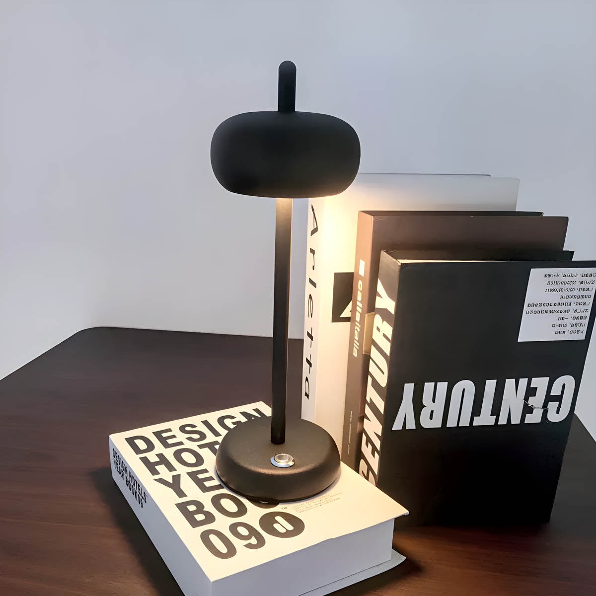Garduru Tischlampe – Minimalistische Eleganz mit verstellbarer LED-Beleuchtung