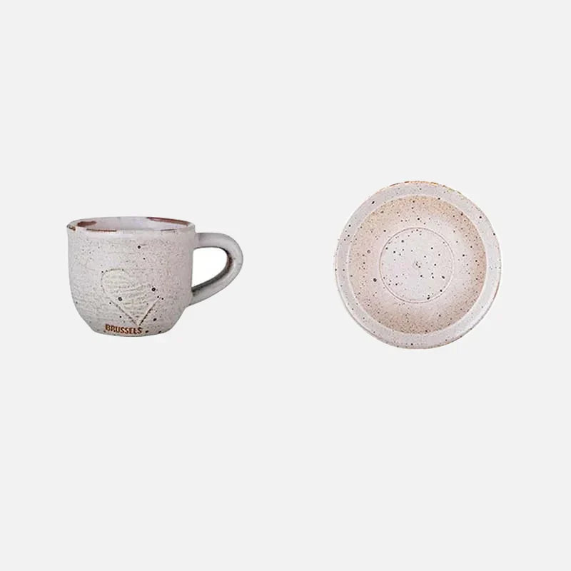 RusticCharm - Keramiktasse mit Untertasse im handbemalten Design