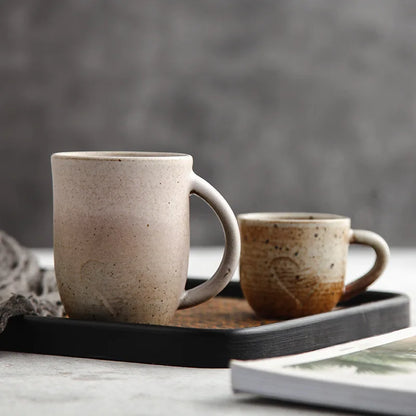 RusticCharm - Keramiktasse mit Untertasse im handbemalten Design