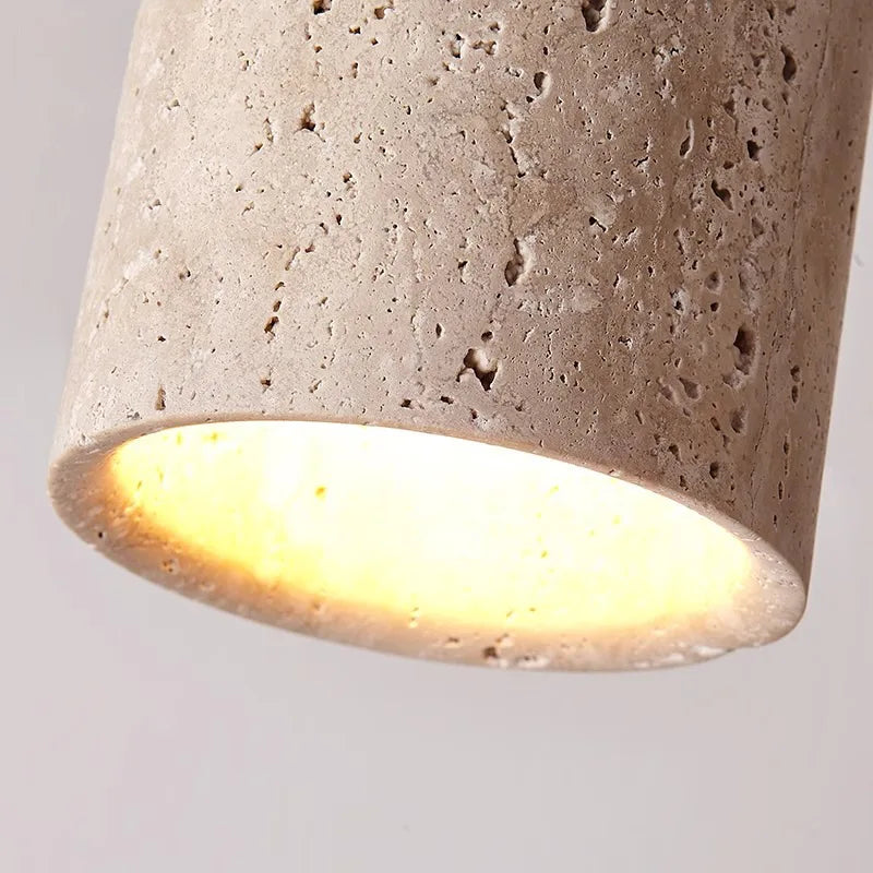 Licht von Travertin - Elegante Deckenlampe für Treppenhaus