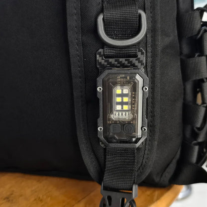 Magnetische LED Taschenlampe Mit Tragehalterung – Handsfreies Arbeitslicht Für Outdoor Und Reparaturen