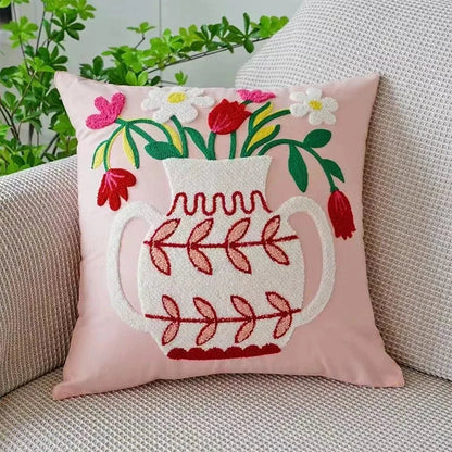 BloomLinen – Bestickter Kissenbezug aus Baumwoll-Canvas mit rustikalem floralem Pracht