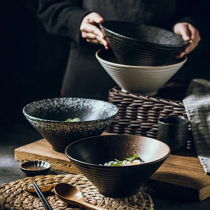 ZenBowl – Handmade Japanische Keramische Ramen Schüssel mit Authentischem Artisan-Finish