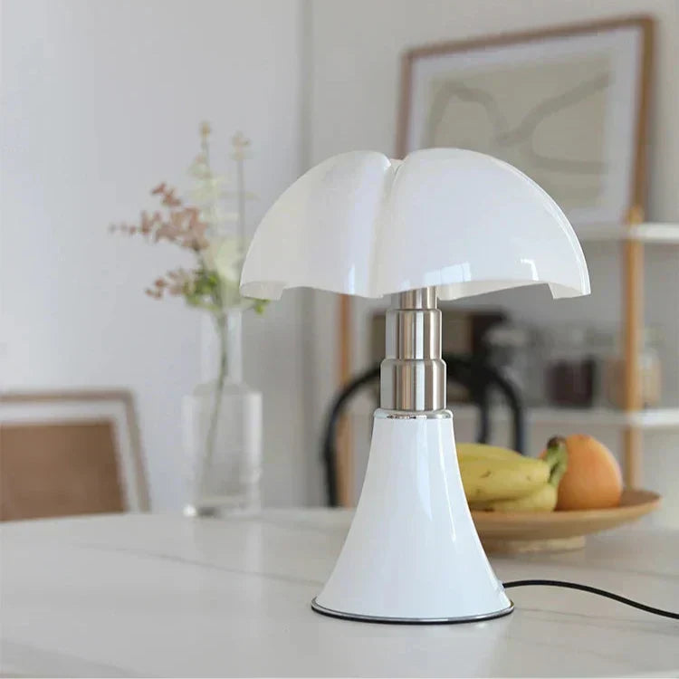 Garduru Klassische LED Lampe | Zeitloses Design | Warmweiß | Elegante Beleuchtung für Zuhause