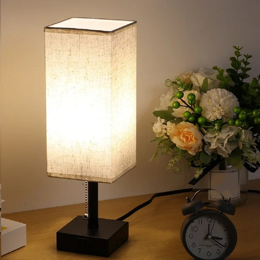Royallure USB Retro Nachttischlampe – Elegantes Stoffdesign