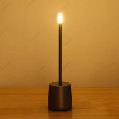 LumiTouch – Luxuriöse LED-Tischlampe mit stufenloser Dimmung und elegantem Kristallschirm