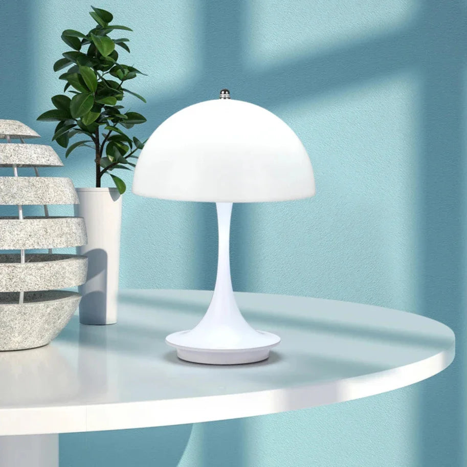 Bauhaus Mushroom Lampe – Wiederaufladbar, Elegant & Touch-Steuerung