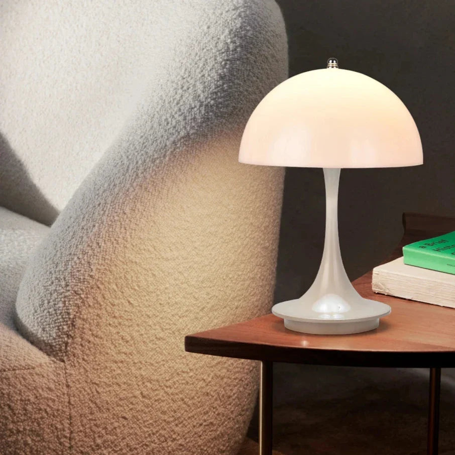 Bauhaus Mushroom Lampe – Wiederaufladbar, Elegant & Touch-Steuerung
