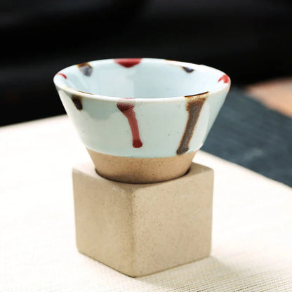 Royaleva Vintage Espresso Tassen - Handgefertigte Kegelform mit Keramikhalter