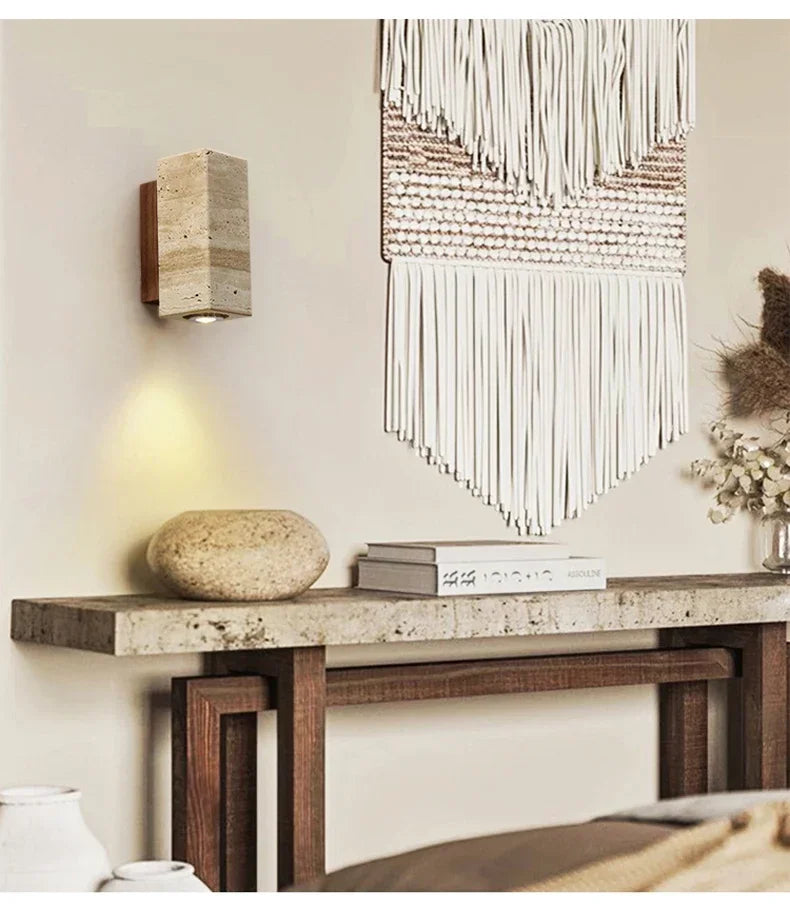 Stein Wandlicht mit natürlichem Travertin-Design