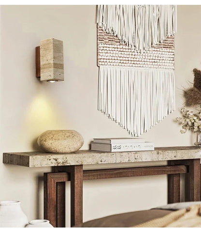 Stein Wandlicht mit natürlichem Travertin-Design