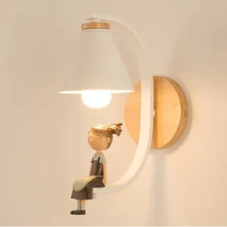 Weiße verspielte Glüh-Wandlampe