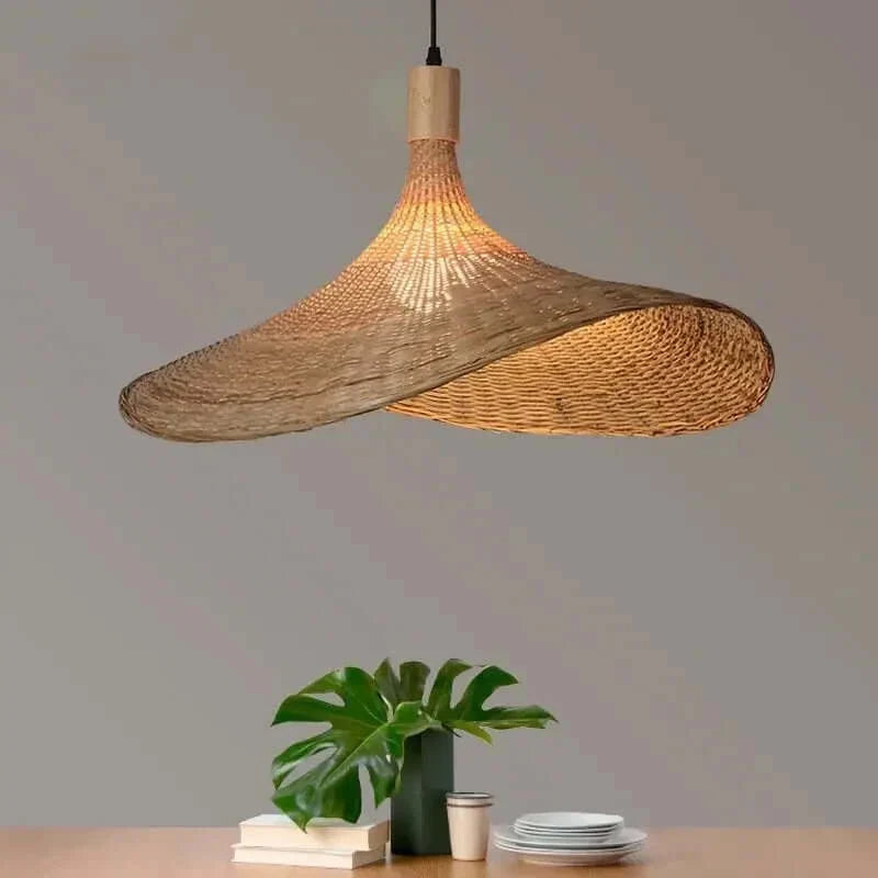 Garduru Design Essentials: Rattan handgewebte Hängeleuchte