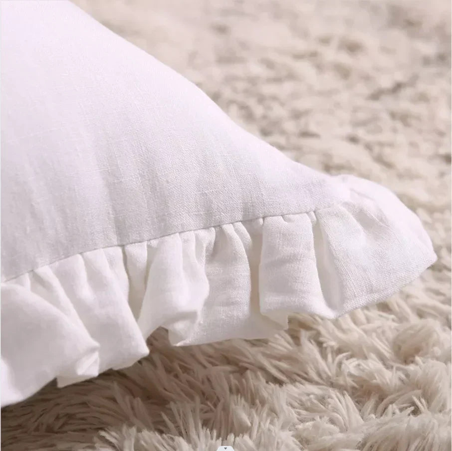 Kissenbezüge und Kopfkissenbezüge aus reinem Leinen mit sanften Volants - Linen Elegance