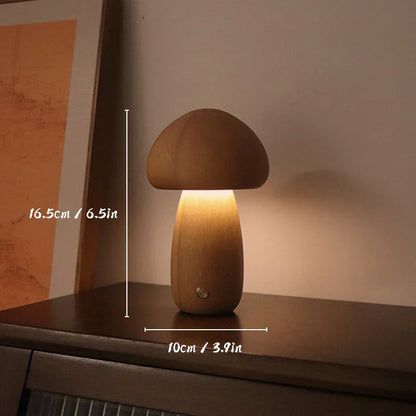 MushroomGlow – Holz Tischlampe mit natürlichem und modernem Design