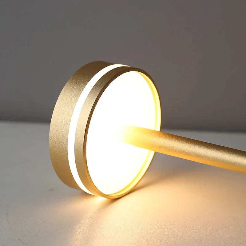 Garduru | Design Tischlampe - Kabellos aufladbar - Schaffen Sie Atmosphäre mit nur einer Berührung