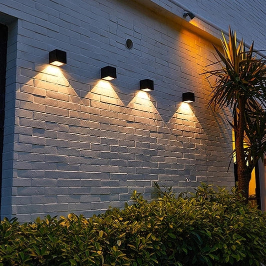 GlowBeam – Elegante Außenwandlampe für stimmungsvolle Beleuchtung