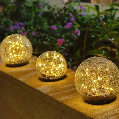 Solar Gartenlampe - Elegante Außenbeleuchtung für Zuhause und Patio-Ambiente