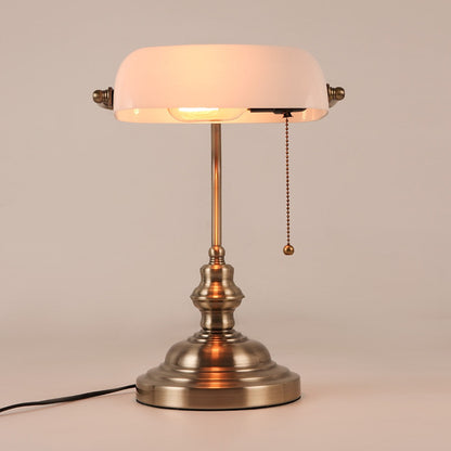 Vintage Banker Tischlampe im Angebot