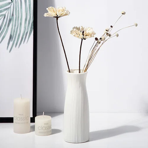 Schlichte nordische Kunststoffvase – Moderner Blumenübertopf für frische Blumen, stilvolle Wohnkultur und Heimdekoration im Wohnzimmer