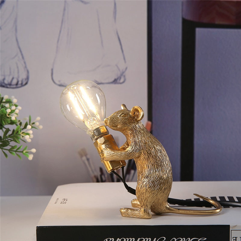 Royaleva Say Cheese Maus Tischlampe - Künstlerische Harz LED Licht Dekor