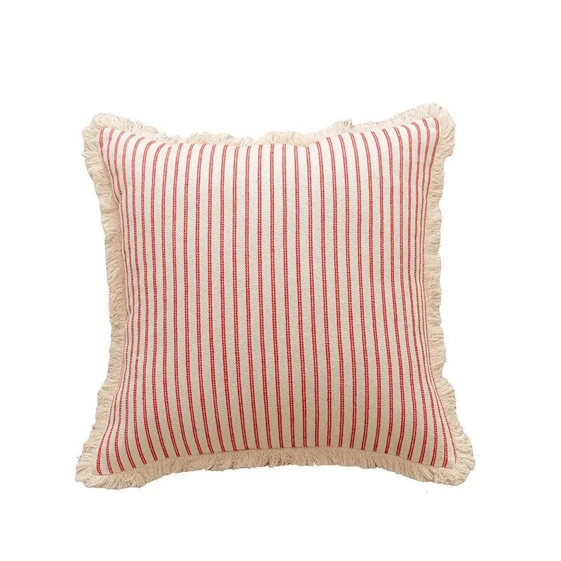 NordicLuxe – Jacquard-Kissenbezüge mit elegantem weißen Rüschen