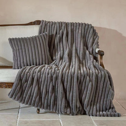 RoyaleGlow Lounge-Decke - Dick, Atmungsaktive Nordic Wurfdecke