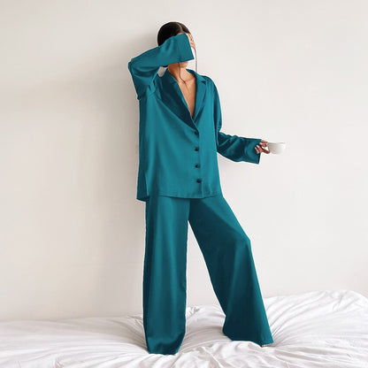 Klassisches Satin Pyjama Set