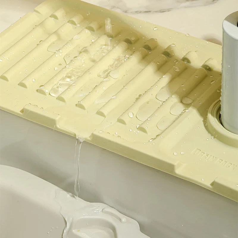 Küchen-Silikon-Spülbecken-Wasserhahn-Unterlage - Spritzschutz und absorbierender Schutz für Ihr Spülbecken