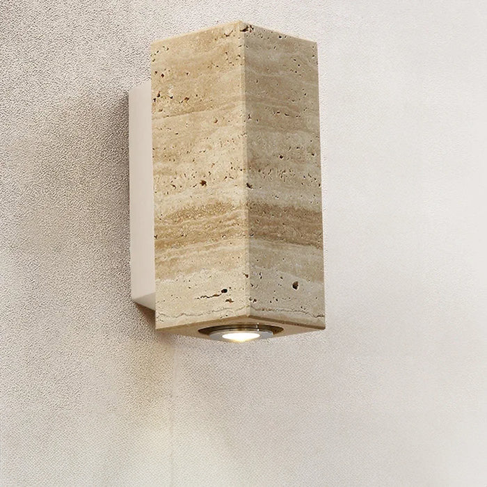 Stein Wandlicht mit natürlichem Travertin-Design