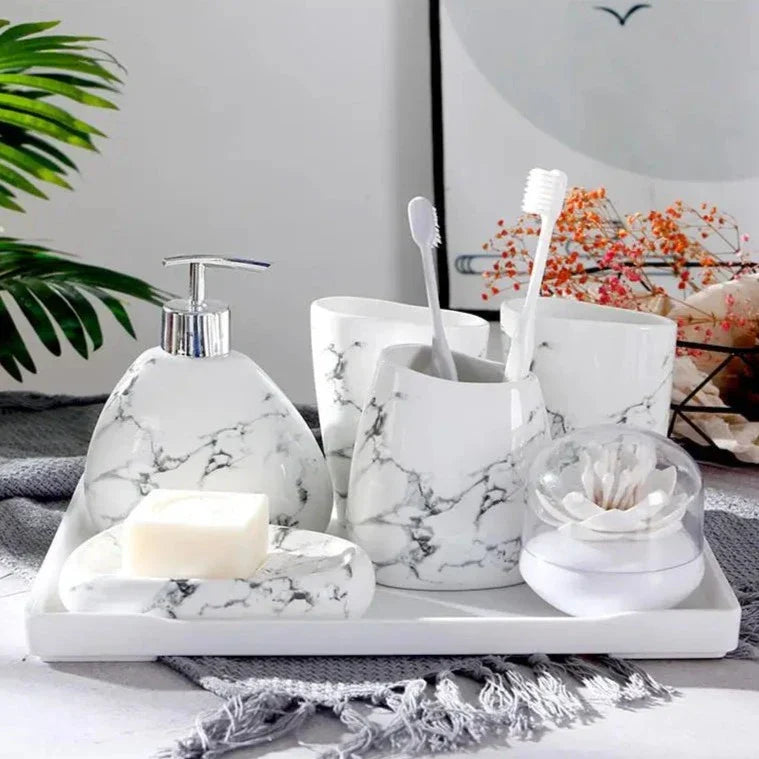 MarbleLuxe – Elegantes Badezimmer Set mit zeitlosem Stil