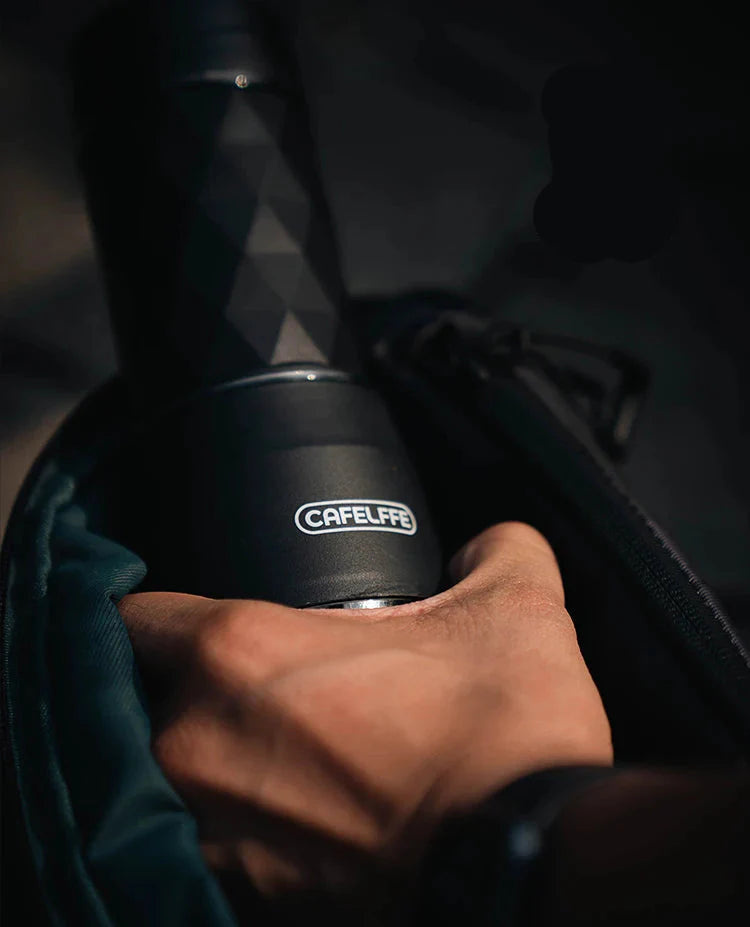 Cafelffe 3-in-1 Tragbarer Kaffeekocher – Manueller Espresso-Brauer für Reisen & Abenteuer im Freien