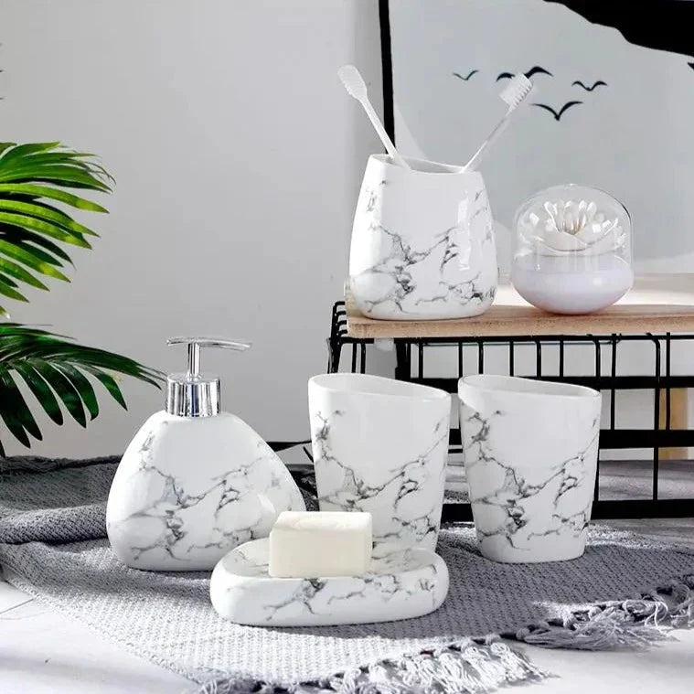 MarbleLuxe – Elegantes Badezimmer Set mit zeitlosem Stil