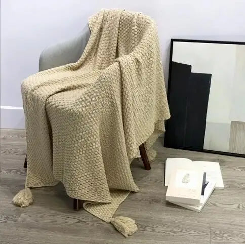 Garduru - Strickdecke mit Fransen für Sofa