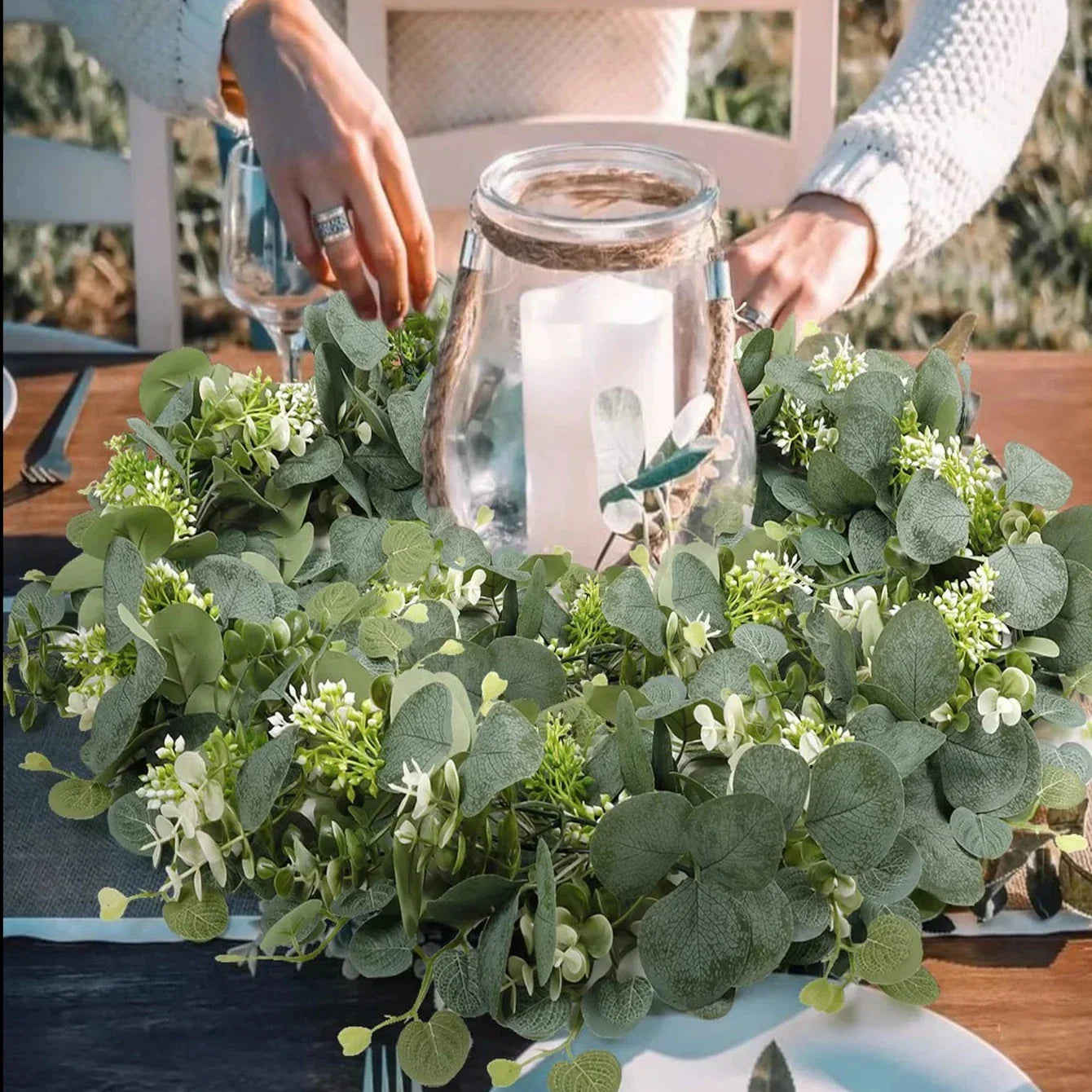 EucaGreen™ Eukalyptus Girlande 2er Set | Kunstpflanzen Deko | Ideal für Hochzeit, Tischdeko & Wanddekoration