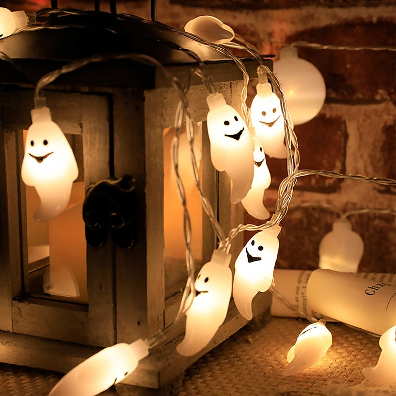 Halloween LED Lichterketten: Unheimliche Freuden