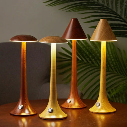 MushLume – Stylische Holz Tischlampe mit kabelloser Flexibilität