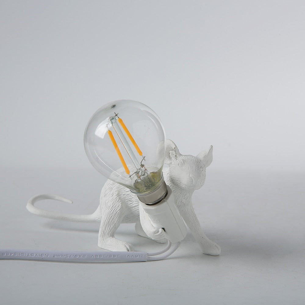 Royaleva Say Cheese Maus Tischlampe - Künstlerische Harz LED Licht Dekor