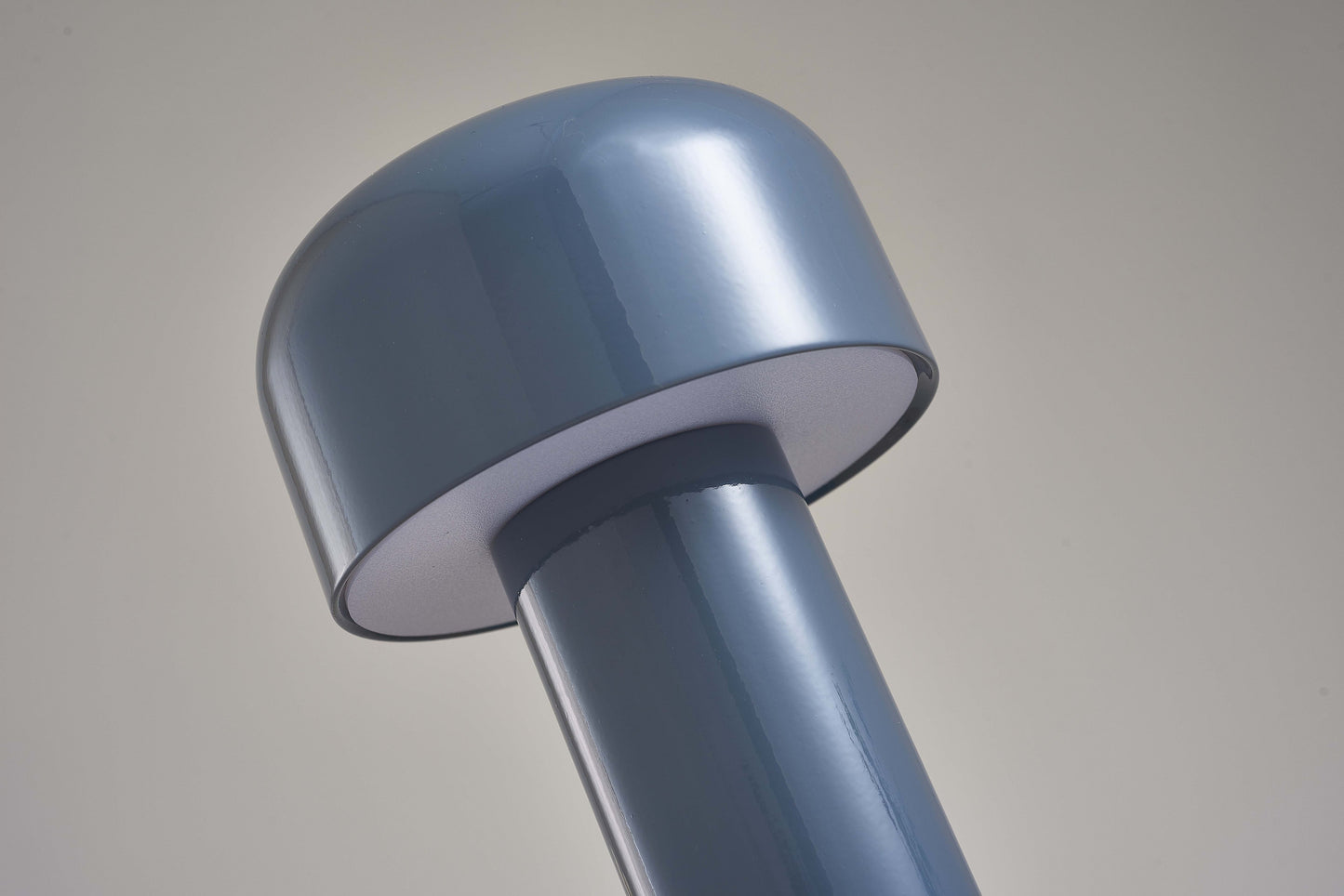 Tischlampe Kabellos Italienischer Pilz – Moderne und Praktische Eleganz
