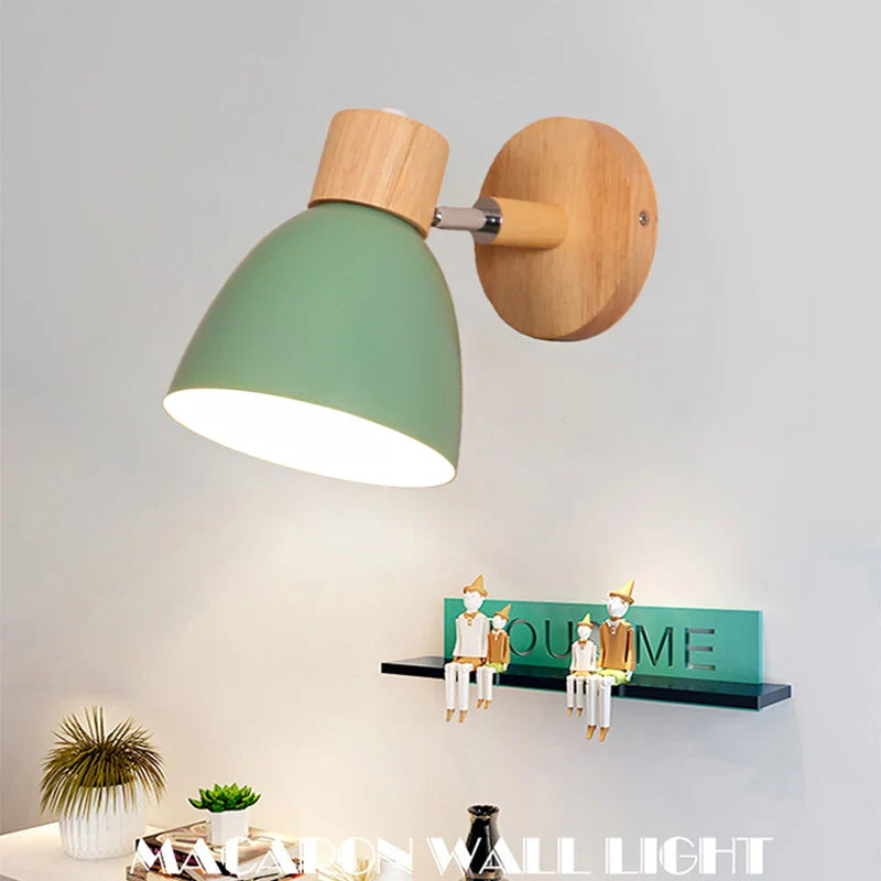 Weiße Macaron-Wandlampe