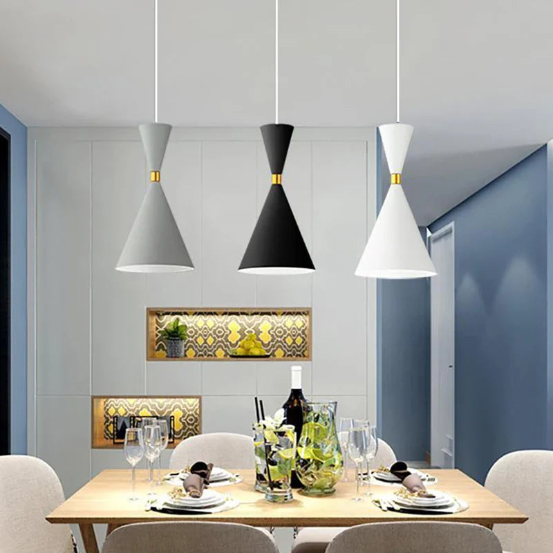 Royallure Minimalistische Pendelleuchte für modernes Wohnzimmer & Essräume