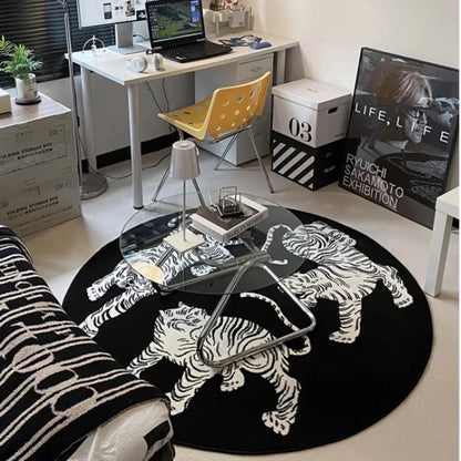 Runder Teppich mit Tigerstreifen – Hochflor und langlebig für Wohnzimmer und Außenbereich