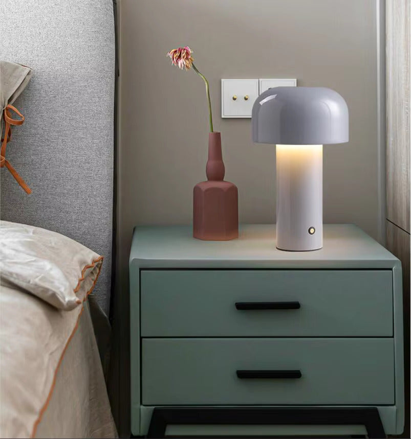 GlowMush - USB wiederaufladbare Nachttischlampe mit dimmbarem Licht