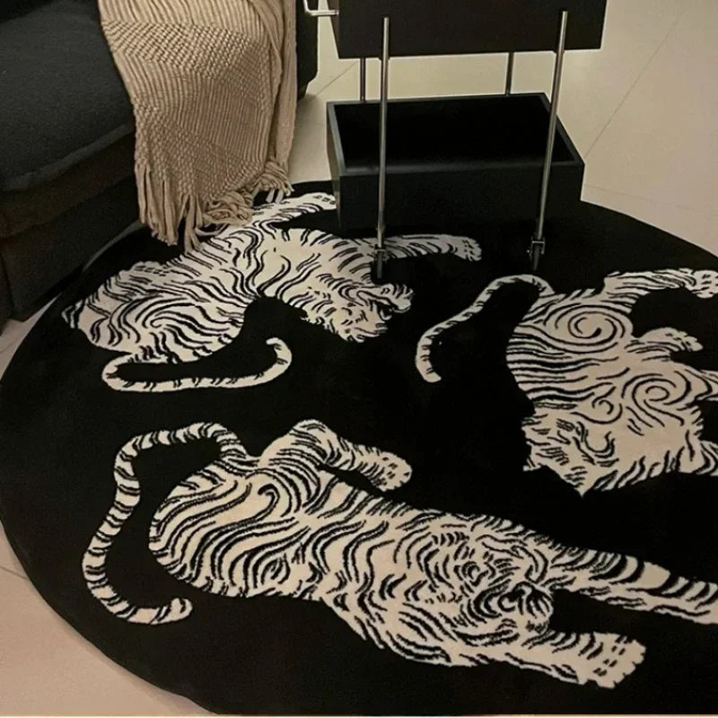 Runder Teppich mit Tigerstreifen – Hochflor und langlebig für Wohnzimmer und Außenbereich