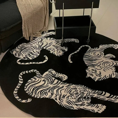 Runder Teppich mit Tigerstreifen – Hochflor und langlebig für Wohnzimmer und Außenbereich